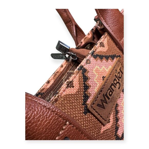 Wrangler Brown Crossbody Bag Boho Western Tote Adjustable Strap BNWT - Picture 6 of 11